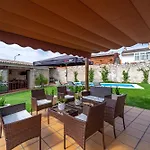 La Casa De Mi Madre Con Piscina