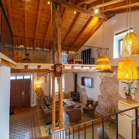 La Casa De Mi Madre Con Piscina Prázdninový dům La Parrilla (Castile and Leon)