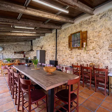 La Casa De Mi Madre Con Jacuzzi * La Parrilla (Castile and Leon)