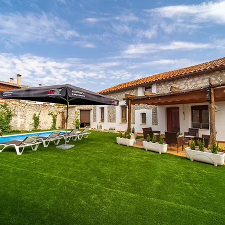 La Casa De Mi Madre Con Piscina Prázdninový dům *